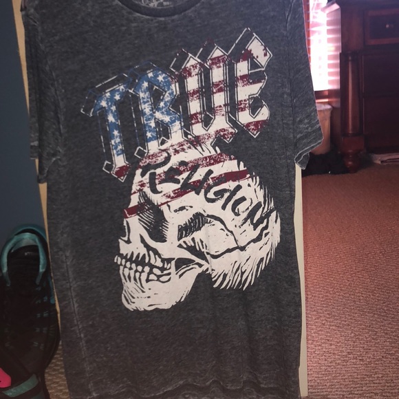 NEVER WORN True Religion Short Sleeve Tee - Picture 2 of 4